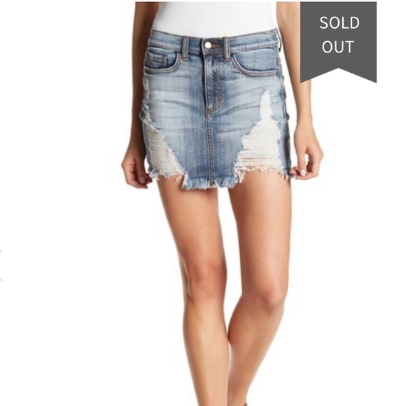 SP Black Frayed & Distressed Denim Mini Skirt Sm - Picture 2 of 4